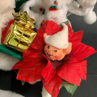 lot 370 Annalee Dolls: Santa, Carolers and More