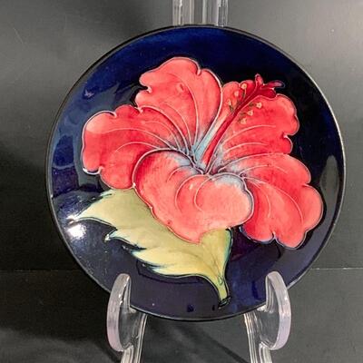 Lot 376 Vintage Wall Pocket, Vase and  Moorcroft Pottery Plates
