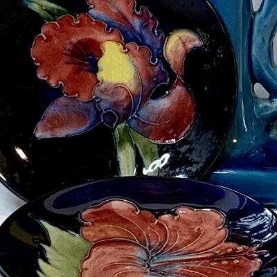 Lot 376 Vintage Wall Pocket, Vase and  Moorcroft Pottery Plates