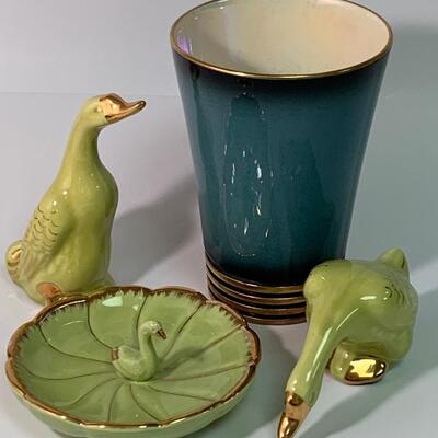 Lot 377 Vintage Carlton Ware  Vase & Vintage Gold Trimmed Birds & trinket Dish