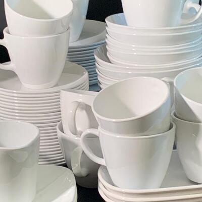 Lot 378: Vintage Centura by Corning