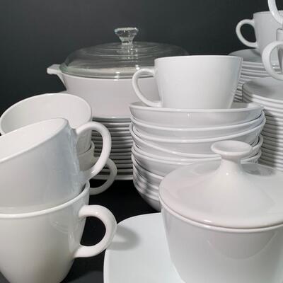 Lot 378: Vintage Centura by Corning