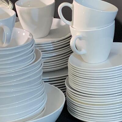 Lot 378: Vintage Centura by Corning