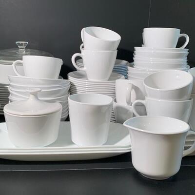 Lot 378: Vintage Centura by Corning