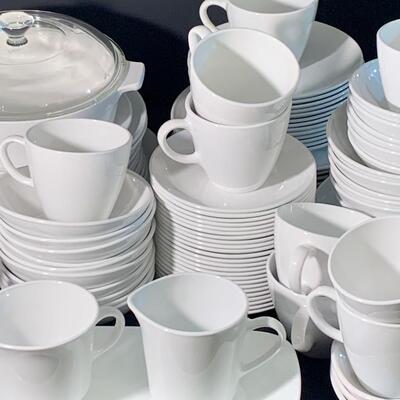 Lot 378: Vintage Centura by Corning
