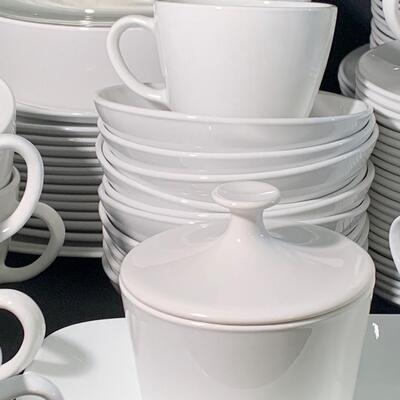 Lot 378: Vintage Centura by Corning