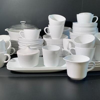 Lot 378: Vintage Centura by Corning