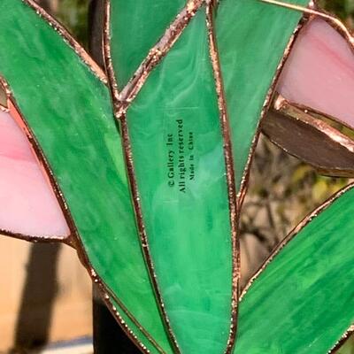 Lot 451: New Gallery Hummingbird Wind Chimes with Stained Glass