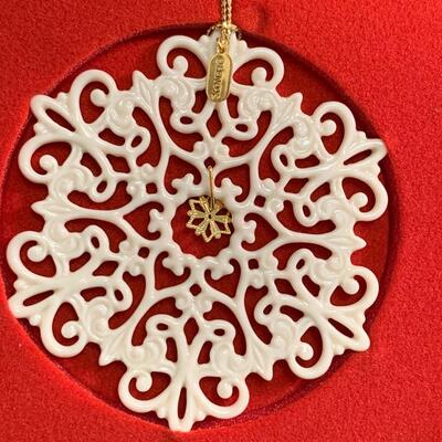 Lot 460: New HTF Lenox Snow Fantasies Lace Snowflake Ornaments, 1999/2000 and More