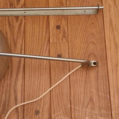 Lot 510: Vintage MCM Chrome Wall Mount / Swing Lamp