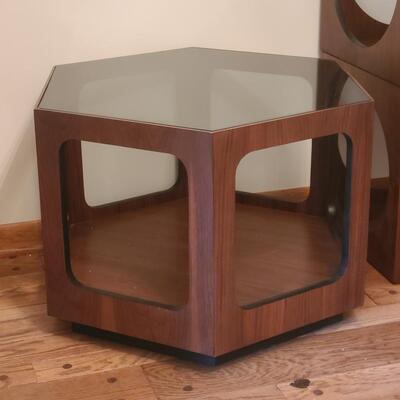 Lot 514: MCM Lane 3-Piece Coffee/End Table Set (Versatile)