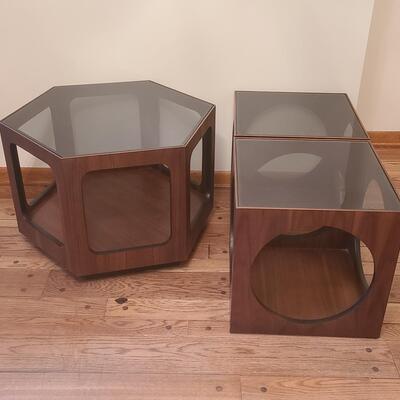 Lot 514: MCM Lane 3-Piece Coffee/End Table Set (Versatile)