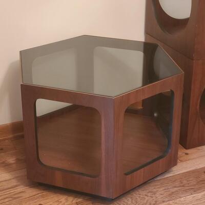 Lot 514: MCM Lane 3-Piece Coffee/End Table Set (Versatile)