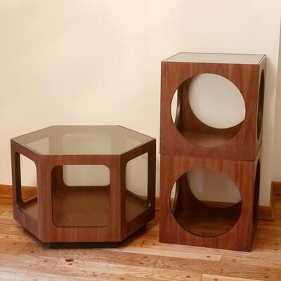 Lot 514: MCM Lane 3-Piece Coffee/End Table Set (Versatile)