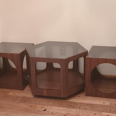 Lot 514: MCM Lane 3-Piece Coffee/End Table Set (Versatile)