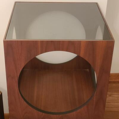 Lot 514: MCM Lane 3-Piece Coffee/End Table Set (Versatile)