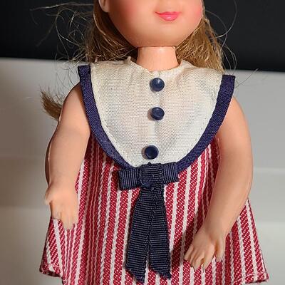 Lot 491: Vintage Mattel Tutti & Todd Barbies in Sundae Treat Outfits and More