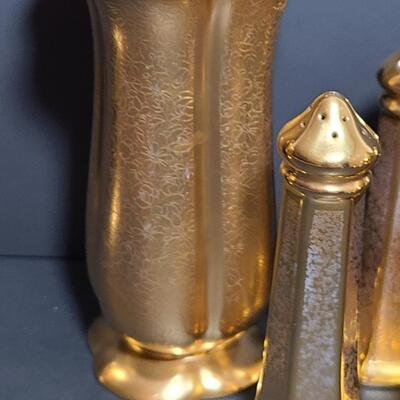 Lot 488: Vintage Pickard "Gold" Tea Set, Vase, and Salt/Pepper Sets