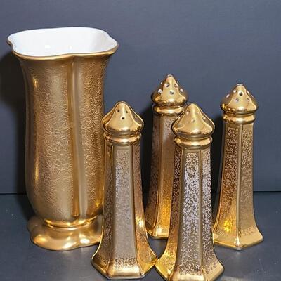 Lot 488: Vintage Pickard "Gold" Tea Set, Vase, and Salt/Pepper Sets