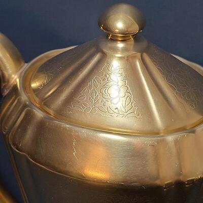 Lot 488: Vintage Pickard "Gold" Tea Set, Vase, and Salt/Pepper Sets