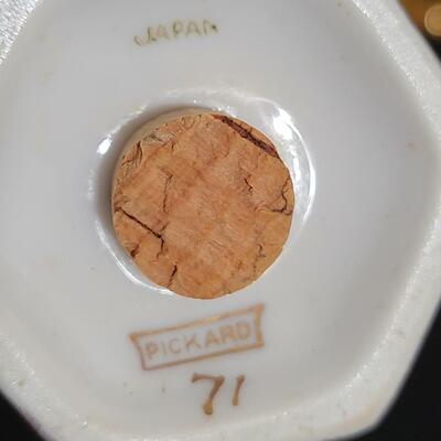 Lot 488: Vintage Pickard "Gold" Tea Set, Vase, and Salt/Pepper Sets