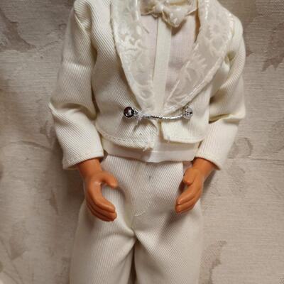 1966 & 68 Vintage Wedding Barbie couple
