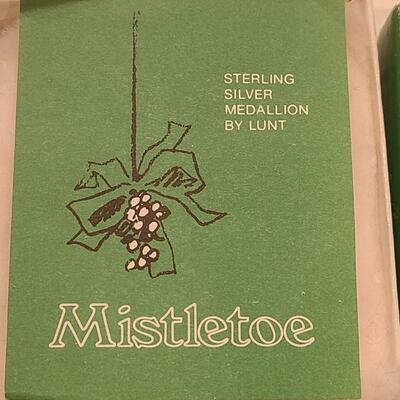 Lot J2: New Vintage Lunt Sterling Medallion "Mistletoe" Pendants/Ornaments (38grams)