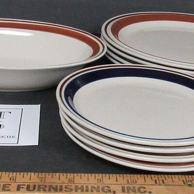 Lot of Contemporary Chateau Stoneware Dishes, 4 10 1/2" Plates, 4 7 1/2" Plates, 1 Oval Bowl