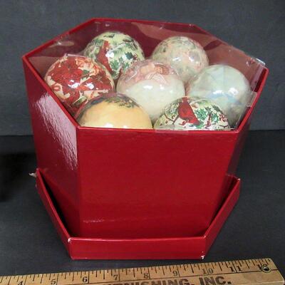 Box of JC Penny Christmas Ornaments, Light Plastic?
