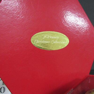 Box of JC Penny Christmas Ornaments, Light Plastic?