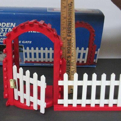 Nice Large Wood Fence With Gate Christmas Tree Fence