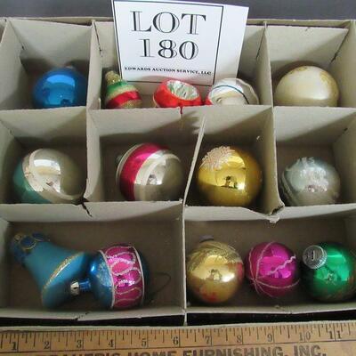 Lot of Older Glass Christmas Ornaments
