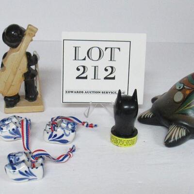 Misc Figurine Lot, Mexico Turtle, Dutch Shoes, More