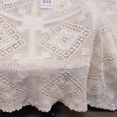 Large Vintage Very Fancy Hand Crocheted Queen Size Bed Spread About 72" x 96" Read Description