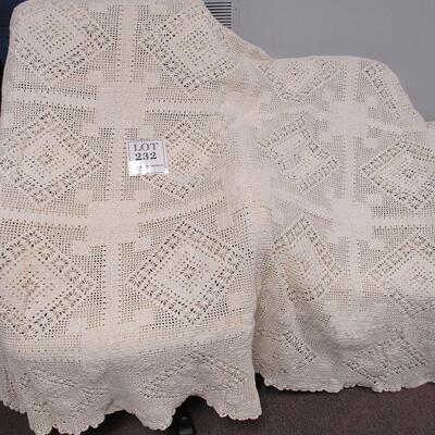 Large Vintage Very Fancy Hand Crocheted Queen Size Bed Spread About 72" x 96" Read Description