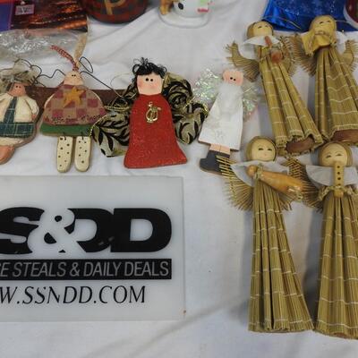 30 pc Christmas Holiday Decor: Angels, Mugs, Blue Lights, Light Clips, Boxes