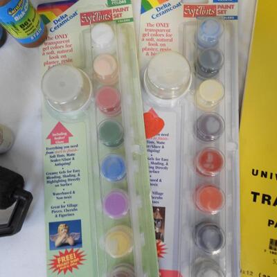 26 pc Crafts, Acrylic Paints, Spray Paint, 2 Paint Sets, Paper