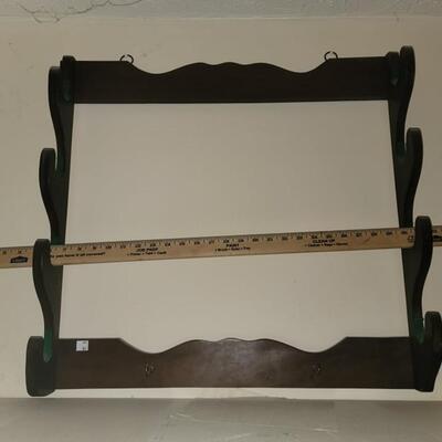 Firearm: wooden rifle rack