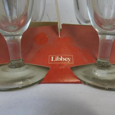 Corning Ware French White Covered Oval Dish, 4 Libbey 12 oz Glasses - New