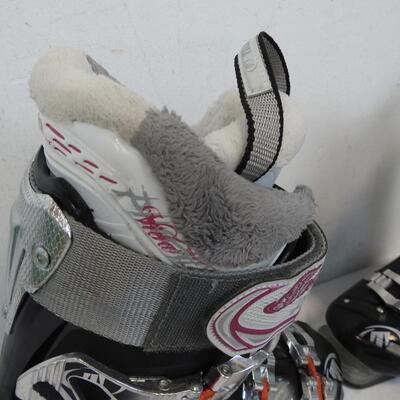 Tecnica Ski Boots, Black/Silver/Pink/White with Soft Lining. Size 8. "245/286mm"