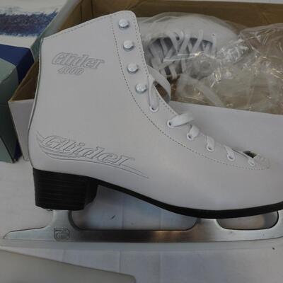 Women's White Ice Skates, Glider 4000  size 8. Excellent Condition with Box