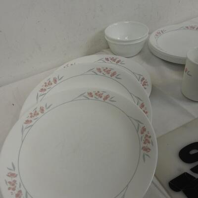 17 pc Glass Dishes with Floral Design: 10 Plates, 5 Cups, 2 Bowls