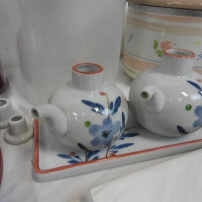 17 pc Kitchen Lot: Small Tea Pots, Crock Pot, Insulated Bottle, Ceramic Bowls