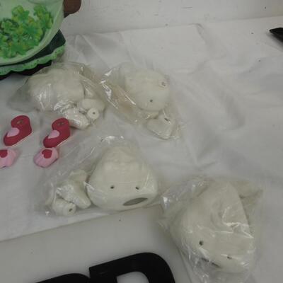 Build Your Own Saint Patrick's Day Ceramic Decorations