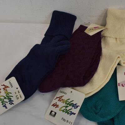 9 Pairs of Ladies Socks Size 9-11: Accents & Elements, Anklets in Color - New