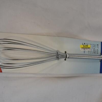 Kitchen Decor: Cast Iron Wall Hanger, Pepper Roaster, Wood Utensils - New