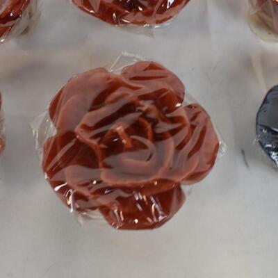 20 Flower Floating Candles, Spiced Apple, Blueberry, Cinnamon Apple - New