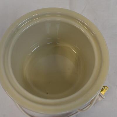 Potpourri Crock by Rival Quality Stoneware, with Fragrance Packet - New