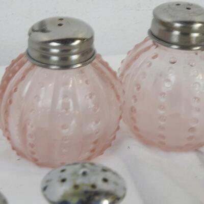 6 Salt and Pepper Shaker Sets, Round, 1 Pink, Clear Glass