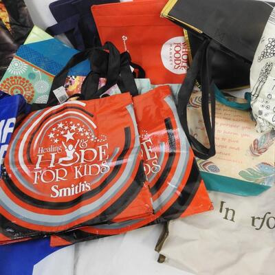 16 Reusable Grocery Bags